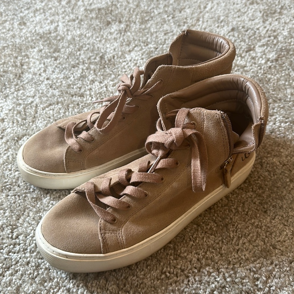 Brown UGG casual sneakers